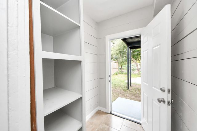 2817 Truxillo Street B, Houston, TX 77004