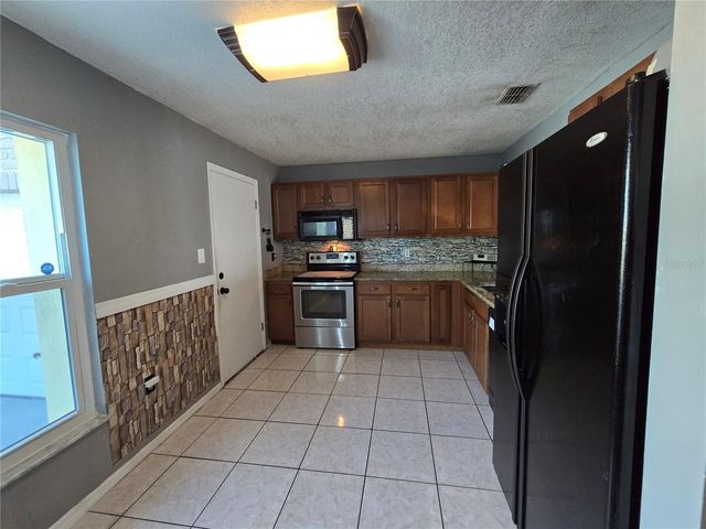 431 CART CT, Kissimmee, FL 34759