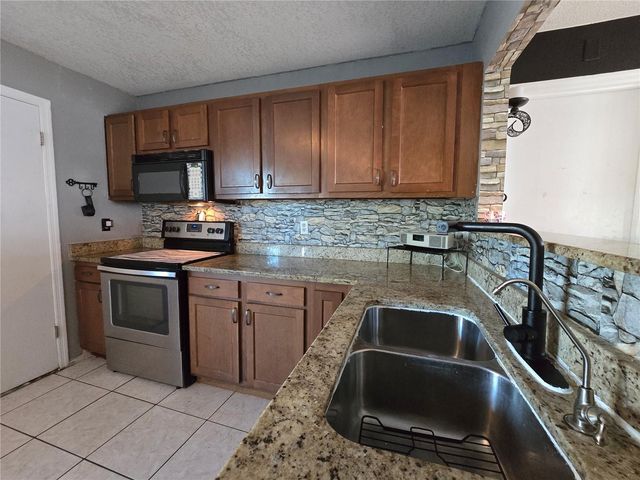 431 CART CT, Kissimmee, FL 34759