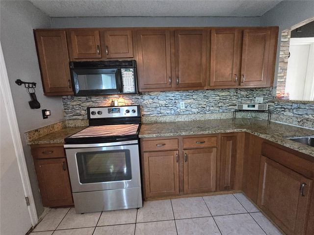 431 CART CT, Kissimmee, FL 34759