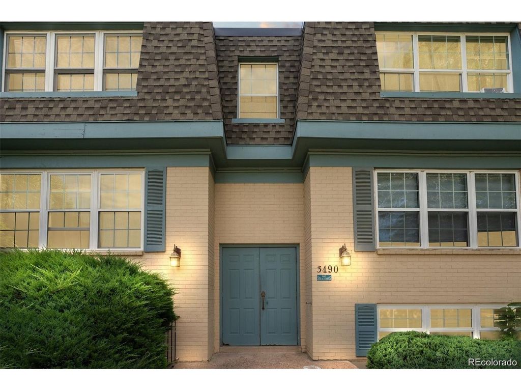 3490 S Akron St 1, Denver, CO 80231