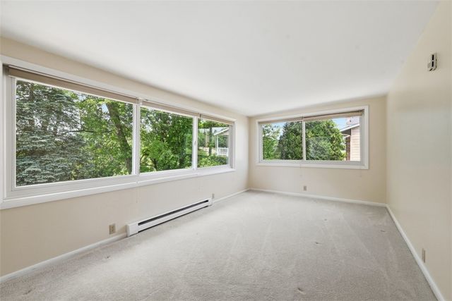 1837 Droz Ave, Economy, PA 15003