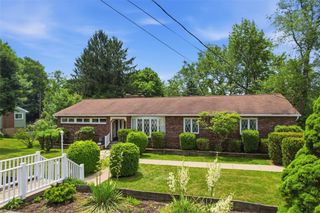 1837 Droz Ave, Economy, PA 15003