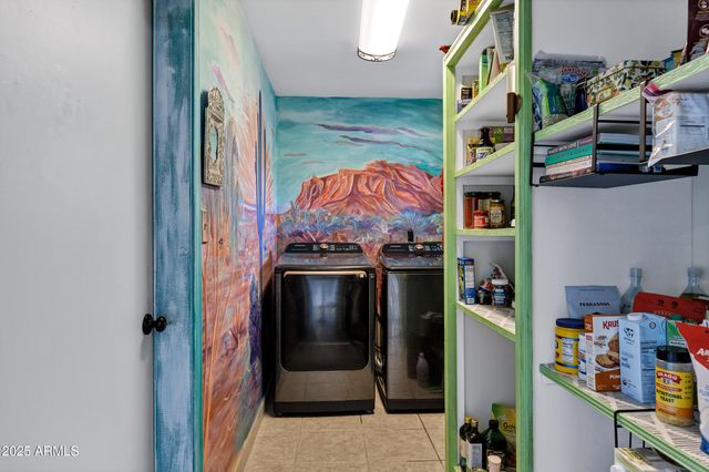 1291 S RED ROCK Court, Apache Junction, AZ 85119