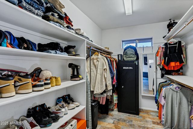 1291 S RED ROCK Court, Apache Junction, AZ 85119