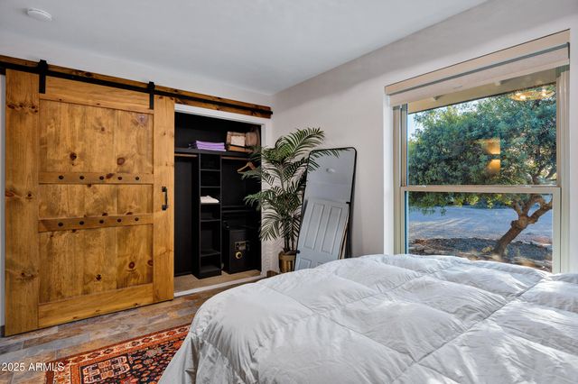 1291 S RED ROCK Court, Apache Junction, AZ 85119