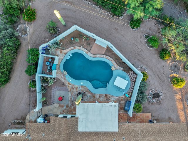 1291 S RED ROCK Court, Apache Junction, AZ 85119