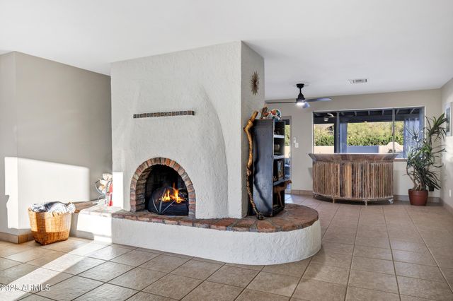 1291 S RED ROCK Court, Apache Junction, AZ 85119