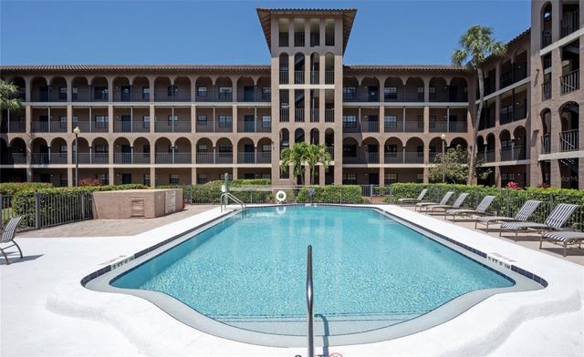 6100 GULFPORT BOULEVARD S 111, Gulfport, FL 33707