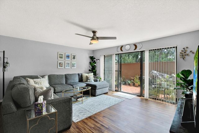 6100 GULFPORT BOULEVARD S 111, Gulfport, FL 33707
