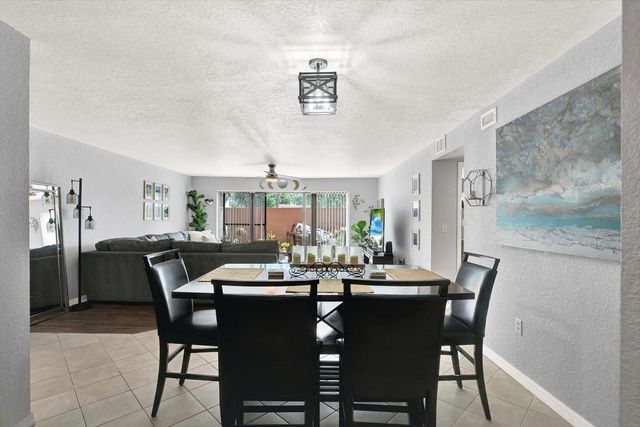 6100 GULFPORT BOULEVARD S 111, Gulfport, FL 33707