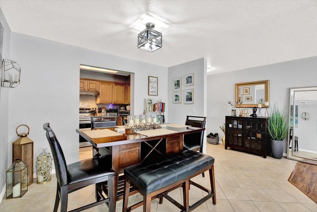 6100 GULFPORT BOULEVARD S 111, Gulfport, FL 33707