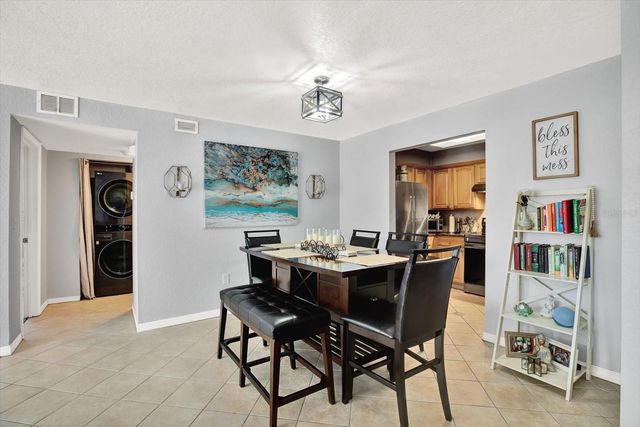 6100 GULFPORT BOULEVARD S 111, Gulfport, FL 33707