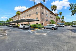 6100 GULFPORT BOULEVARD S 111, Gulfport, FL 33707