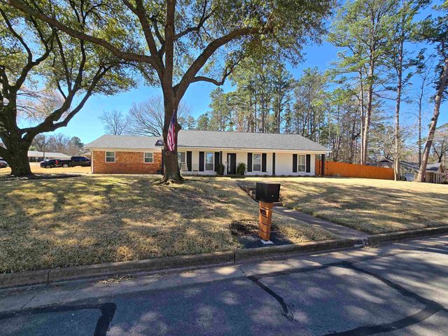 1913 Parkway Pl, Tyler, TX 75701