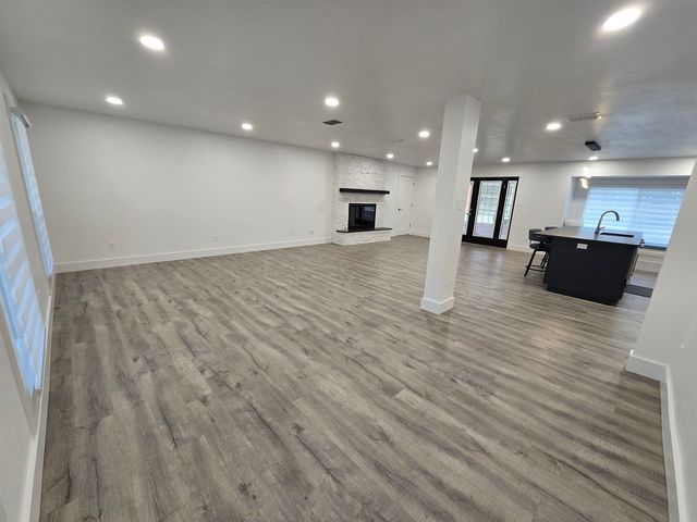 1913 Parkway Pl, Tyler, TX 75701