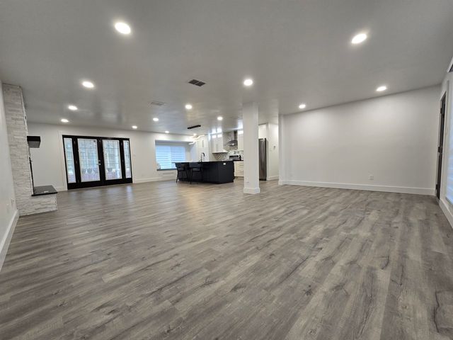 1913 Parkway Pl, Tyler, TX 75701