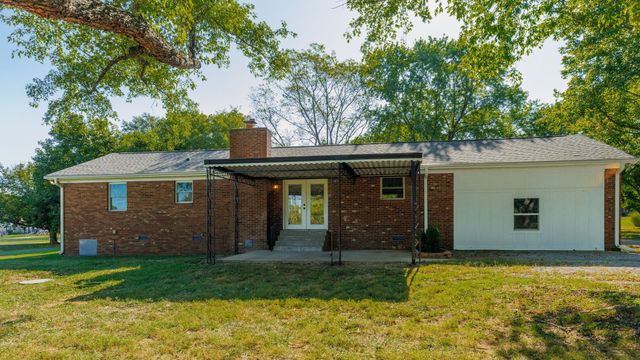 548 Hillside Ln, Gallatin, TN 37066