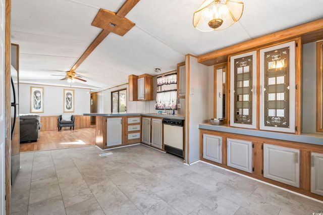 25 Crooked Island Circle, Murrells Inlet, SC 29576