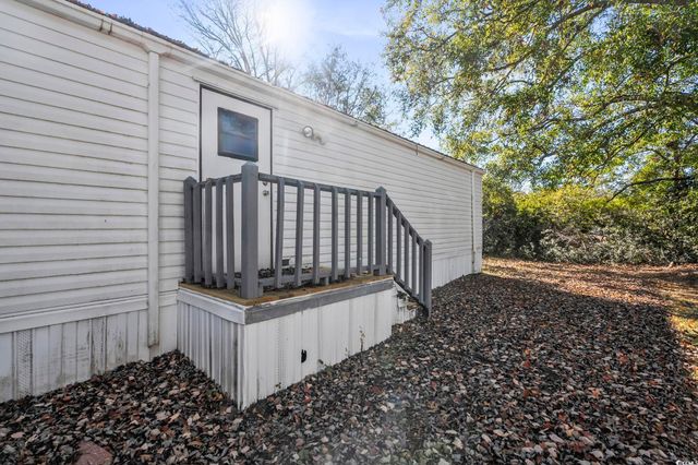 25 Crooked Island Circle, Murrells Inlet, SC 29576