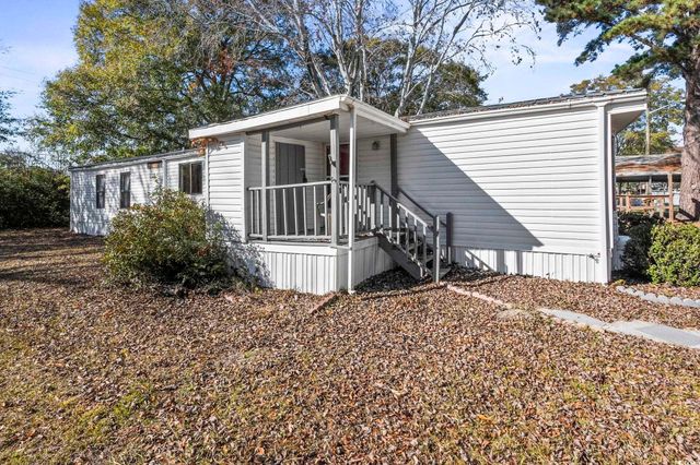 25 Crooked Island Circle, Murrells Inlet, SC 29576