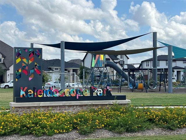 7711 Pale Petunia Trail, Katy, TX 77493