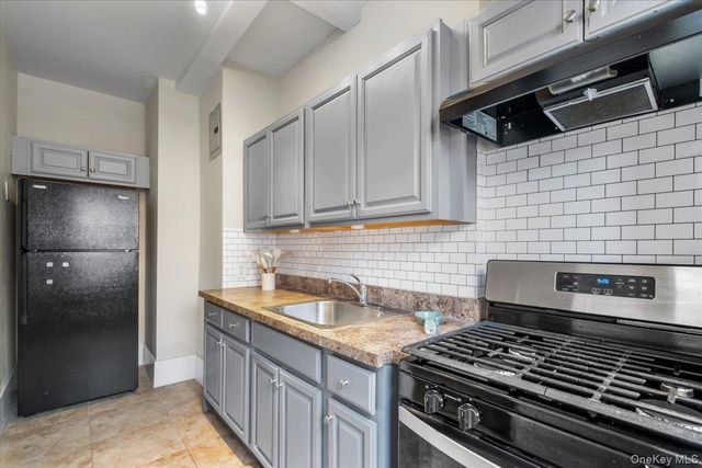 824 Bronx River Road 3A, Bronxville, NY 10708