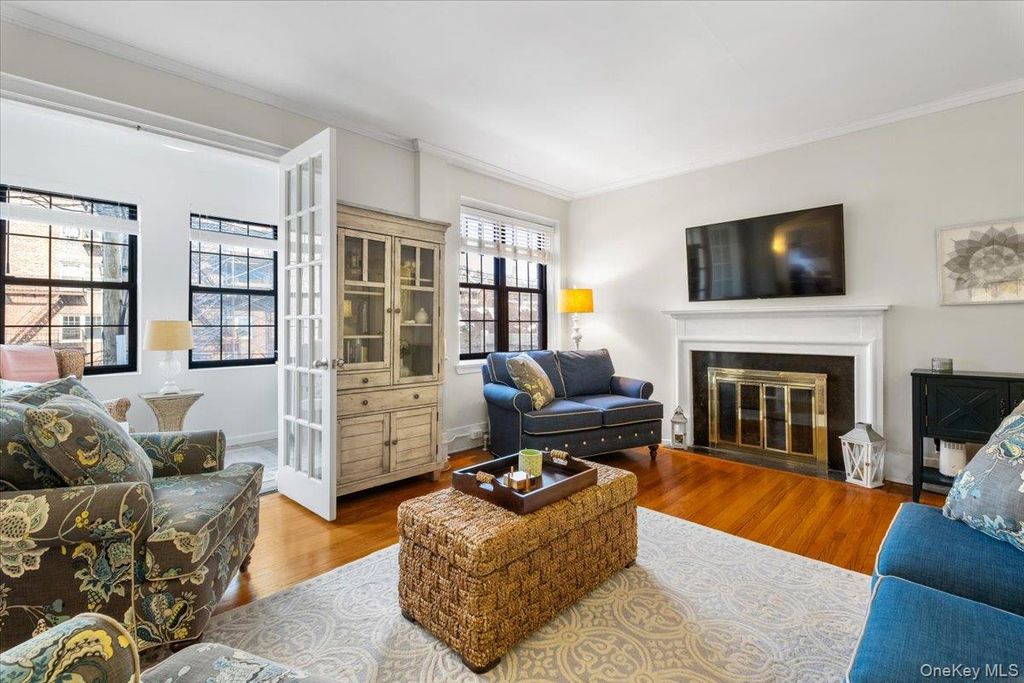 824 Bronx River Road 3A, Bronxville, NY 10708