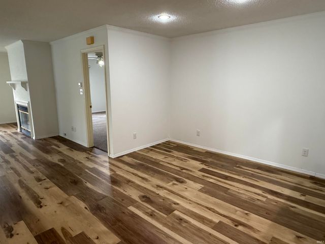 3910 S Laurel Court, Bloomington, IN 47401