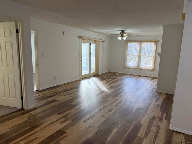 3910 S Laurel Court, Bloomington, IN 47401