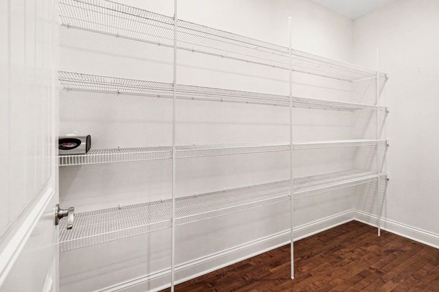 2411 Nottingham Drive, Valparaiso, IN 46383