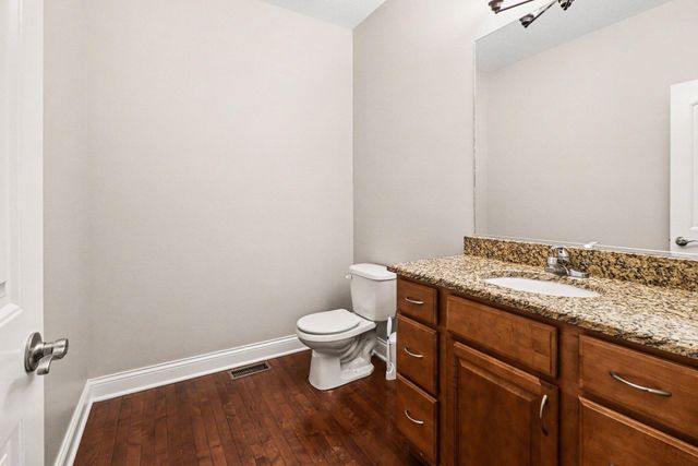 2411 Nottingham Drive, Valparaiso, IN 46383