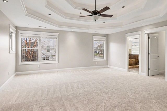 2411 Nottingham Drive, Valparaiso, IN 46383