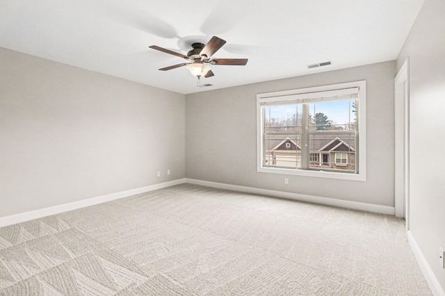 2411 Nottingham Drive, Valparaiso, IN 46383