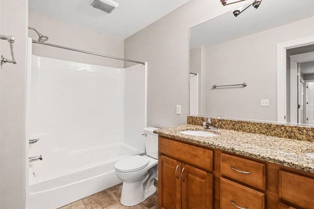 2411 Nottingham Drive, Valparaiso, IN 46383