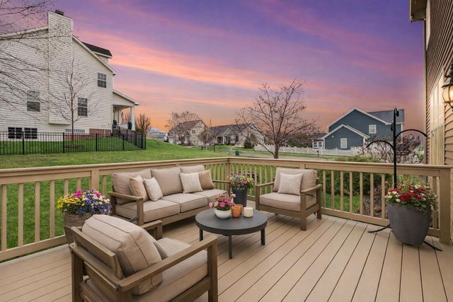 2411 Nottingham Drive, Valparaiso, IN 46383