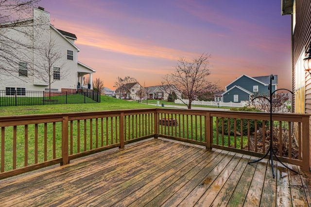 2411 Nottingham Drive, Valparaiso, IN 46383