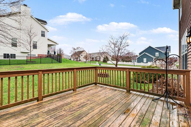 2411 Nottingham Drive, Valparaiso, IN 46383