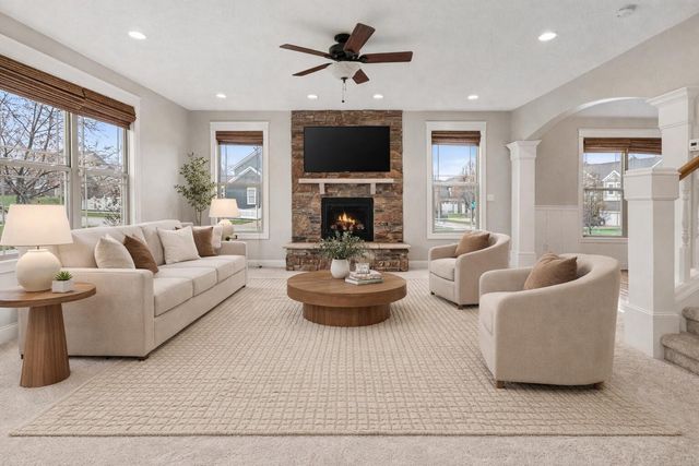 2411 Nottingham Drive, Valparaiso, IN 46383