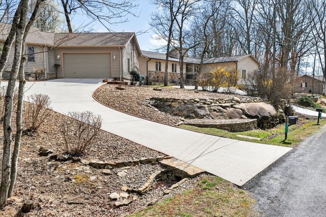 113 Prescott Ln, Crossville, TN 38558