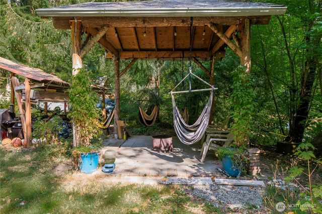 9305 312th Avenue SE, Issaquah, WA 98027
