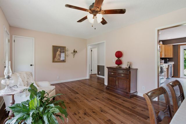 5606 Hopewell Rd, Springfield, TN 37172