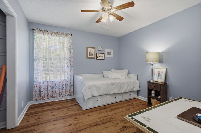 5606 Hopewell Rd, Springfield, TN 37172