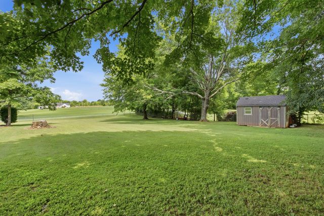 5606 Hopewell Rd, Springfield, TN 37172