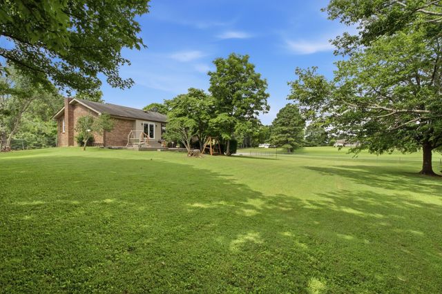 5606 Hopewell Rd, Springfield, TN 37172