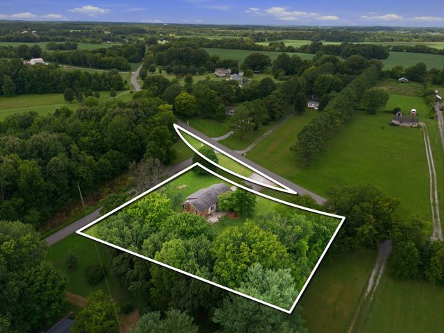 5606 Hopewell Rd, Springfield, TN 37172