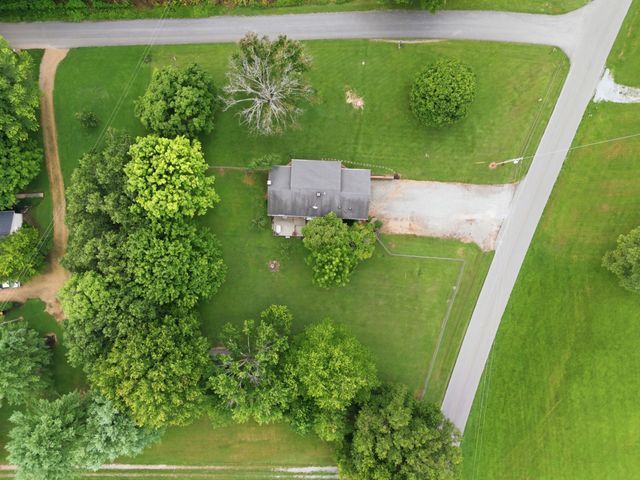 5606 Hopewell Rd, Springfield, TN 37172