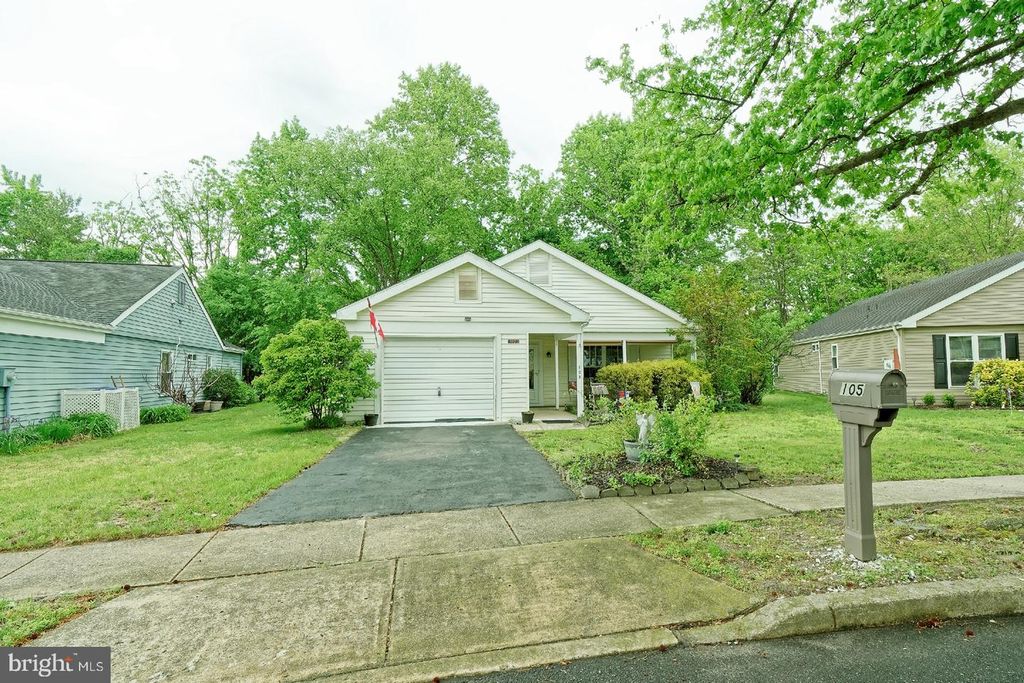 105 BUCKINGHAM DR, Southampton, NJ 08088