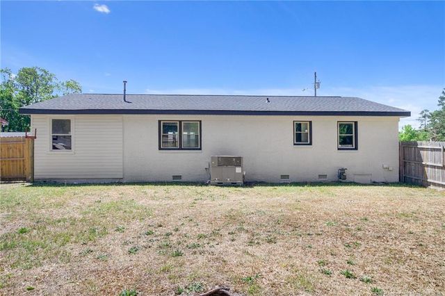 6222 Timberland Drive, Fayetteville, NC 28314