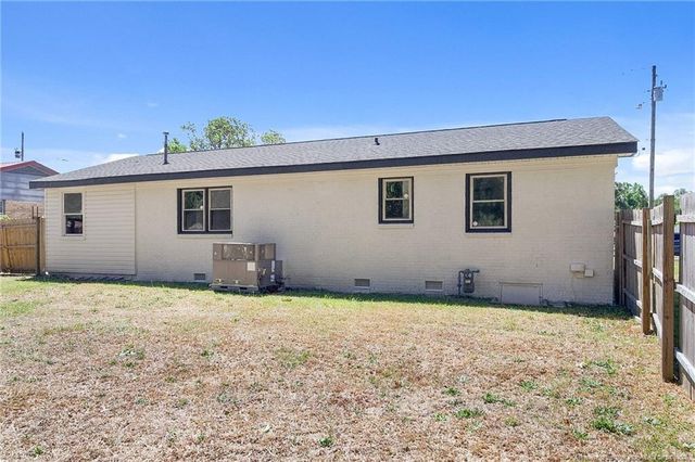 6222 Timberland Drive, Fayetteville, NC 28314